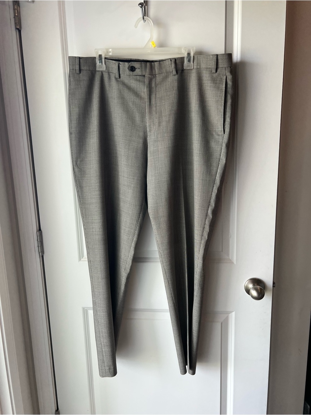Men's Lauren Classic Gray Dress Pants - Tailored Fit. 38 x 30